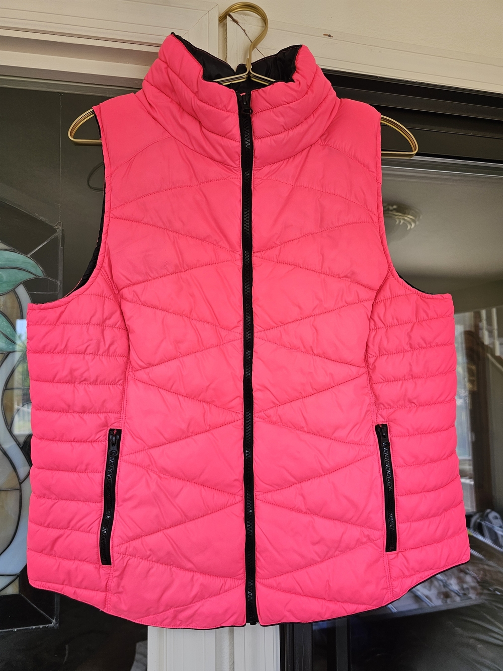 SO Hot Pink Puffer Vest XL